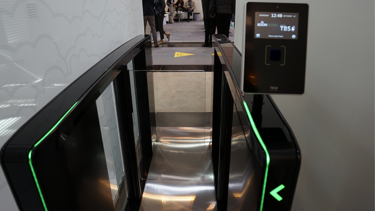 Universal Access Control Stand Top Mount Boon Edam